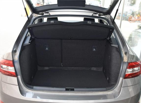 明锐 2019款 1.5L 自动智行舒适版 国V 车厢座椅   后备厢