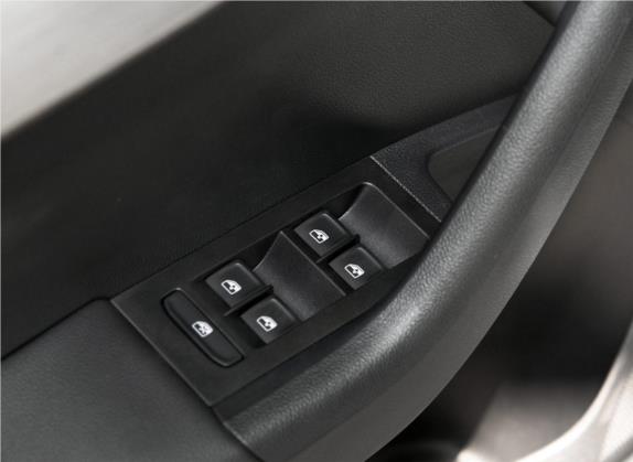 明锐 2019款 1.5L 自动智行舒适版 国VI 车厢座椅   门窗控制