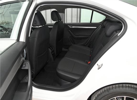 明锐 2019款 1.5L 自动智行豪华版 国VI 车厢座椅   后排空间