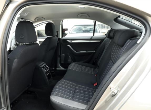 明锐 2019款 TSI230 DSG智行舒适版 国VI 车厢座椅   后排空间