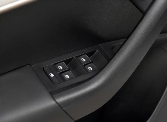明锐 2019款 TSI230 DSG智行豪华版 国VI 车厢座椅   门窗控制