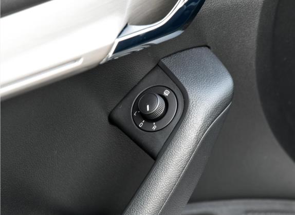 明锐 2020款 1.5L 自动智行豪华版 车厢座椅   门窗控制