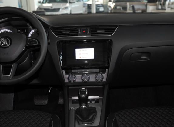 明锐 2020款 TSI230 DSG智行豪华版 中控类   中控台