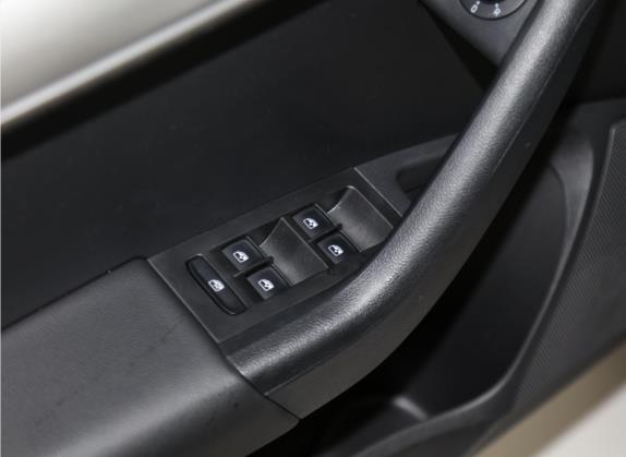 明锐 2020款 TSI230 DSG智行豪华版 车厢座椅   门窗控制