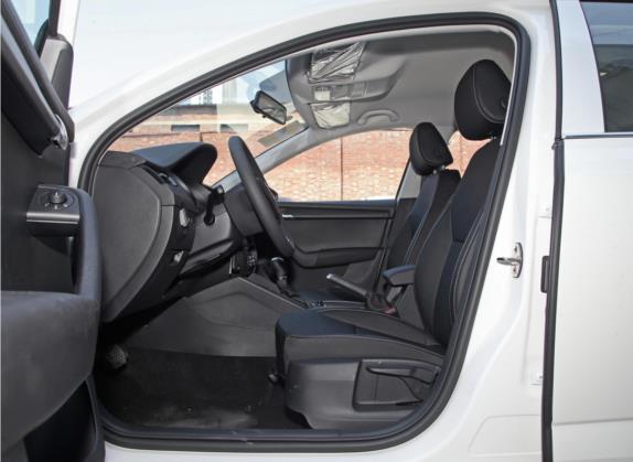 明锐 2021款 1.5L 自动舒适版 车厢座椅   前排空间
