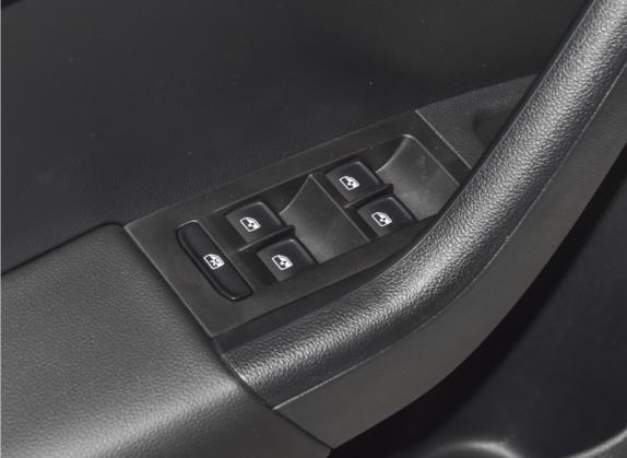 明锐 2022款 1.5L 自动舒享版 车厢座椅   门窗控制