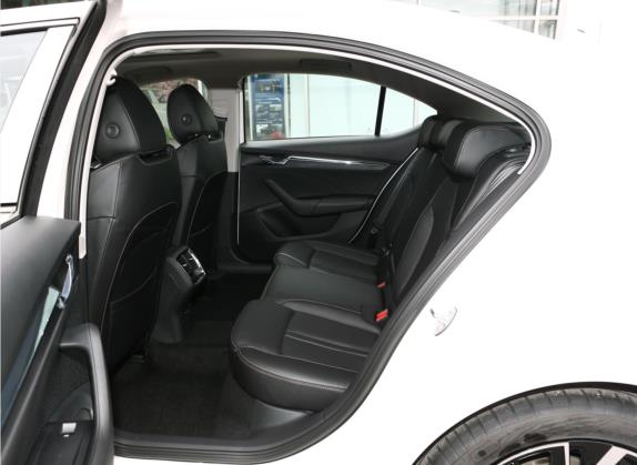 明锐 2022款 PRO TSI280 奢享版 车厢座椅   后排空间