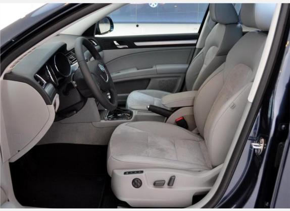 昊锐 2009款 2.0TSI 自动尊雅版 车厢座椅   前排空间