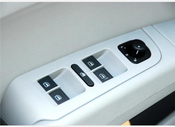 昊锐 2010款 1.4TSI DSG优雅版 车厢座椅   门窗控制