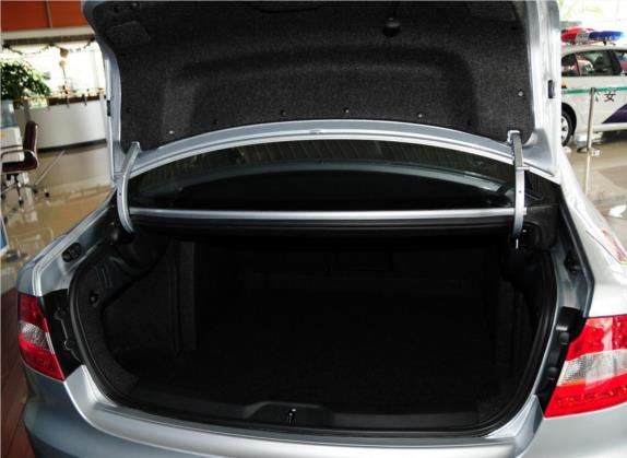 昊锐 2012款 1.4TSI DSG优雅版 车厢座椅   后备厢