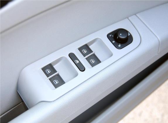 昊锐 2012款 1.8TSI 自动贵雅版 车厢座椅   门窗控制