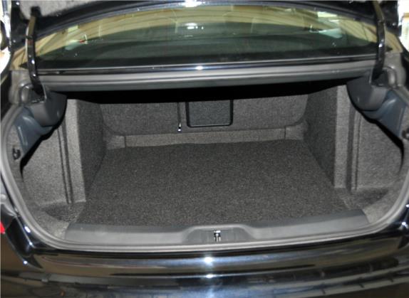昊锐 2012款 1.8TSI 手动优雅版 车厢座椅   后备厢