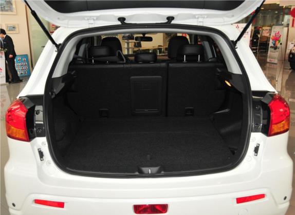 ASX劲炫(进口) 2012款 2.0两驱炫逸导航版 车厢座椅   后备厢