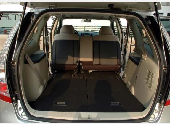 格蓝迪 2009款 2.4 七座舒适版 车厢座椅   后备厢