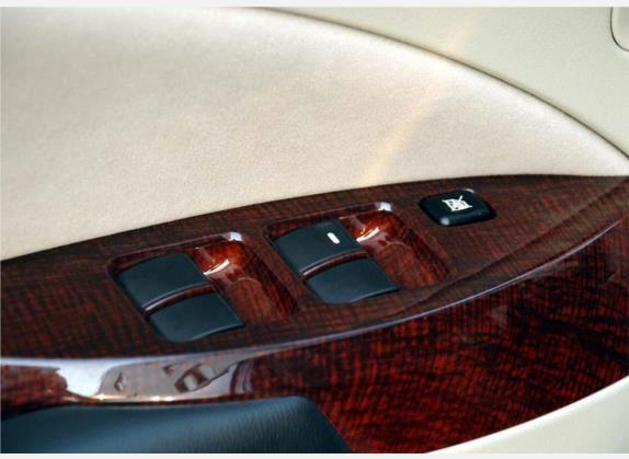 格蓝迪 2009款 2.4 七座舒适版 车厢座椅   门窗控制