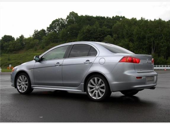LANCER 2008款 2.0 EX 时尚版 外观   斜后