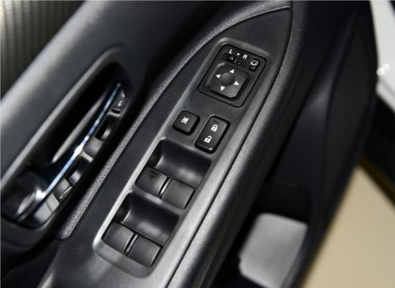 欧蓝德(进口) 2014款 2.4L 四驱豪华超值版 7座 车厢座椅   门窗控制