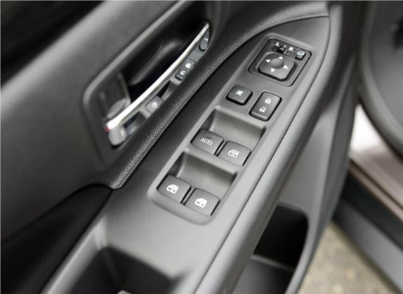 欧蓝德(进口) 2016款 2.4L 四驱旗舰GT版 7座 车厢座椅   门窗控制