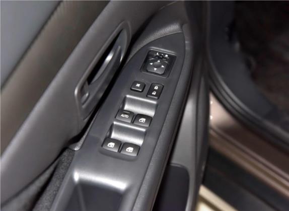 欧蓝德(进口) 2016款 2.0L 两驱加值版 5座 车厢座椅   门窗控制