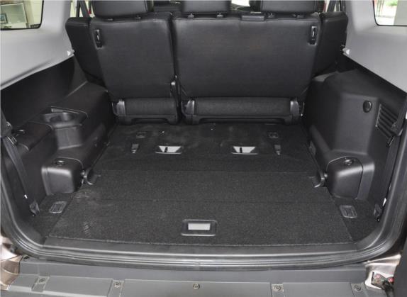 帕杰罗(进口) 2012款 3.0L 精英超越版 车厢座椅   后备厢