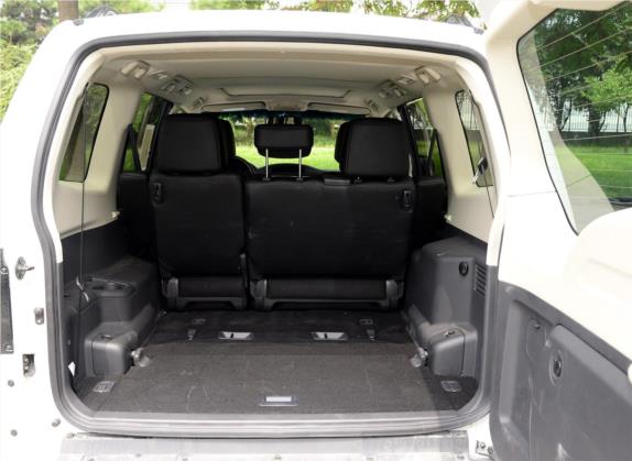 帕杰罗(进口) 2014款 3.0L 精英超越版 车厢座椅   后备厢