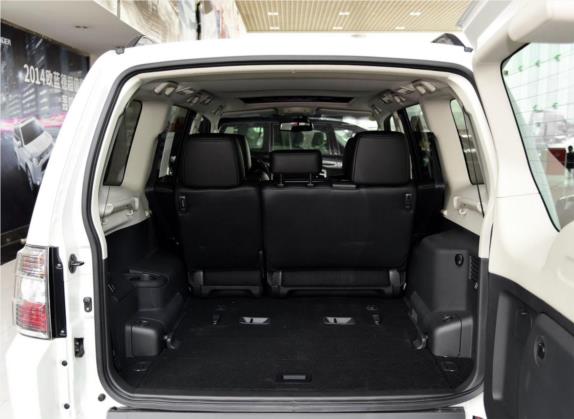帕杰罗(进口) 2016款 3.0L 自动尊贵版 国V 车厢座椅   后备厢
