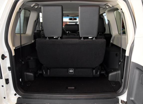 帕杰罗(进口) 2016款 3.0L 自动豪华版 国IV 车厢座椅   后备厢