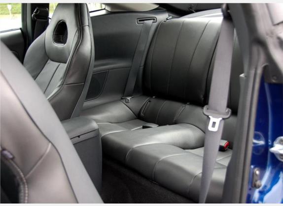 伊柯丽斯 2008款 2.4L 炫动版 车厢座椅   后排空间