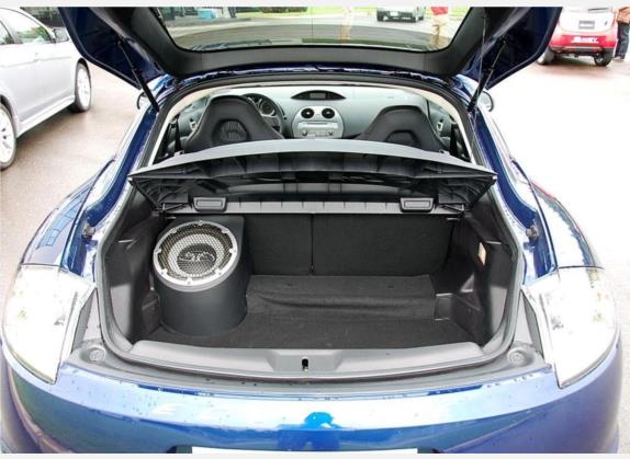 伊柯丽斯 2008款 2.4L 炫动版 车厢座椅   后备厢