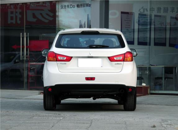 劲炫ASX 2013款 1.6L 手动两驱标准版 外观   正后