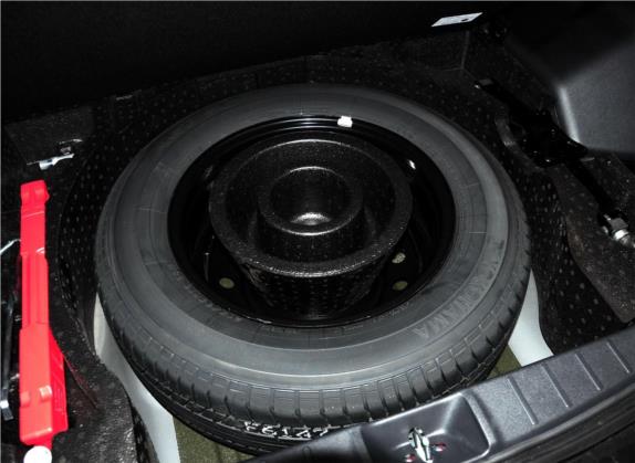 劲炫ASX 2013款 2.0L 手动两驱舒适版 其他细节类   备胎