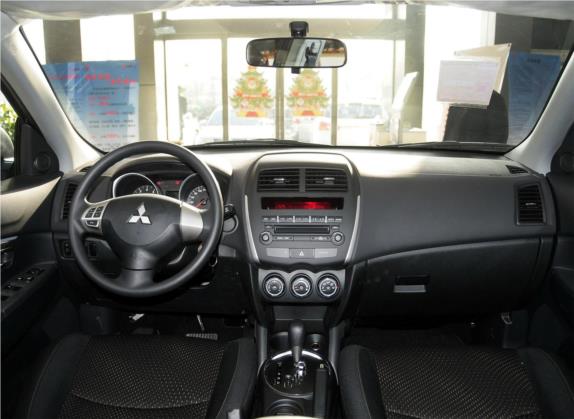 劲炫ASX 2013款 2.0L CVT两驱精英版 中控类   中控全图