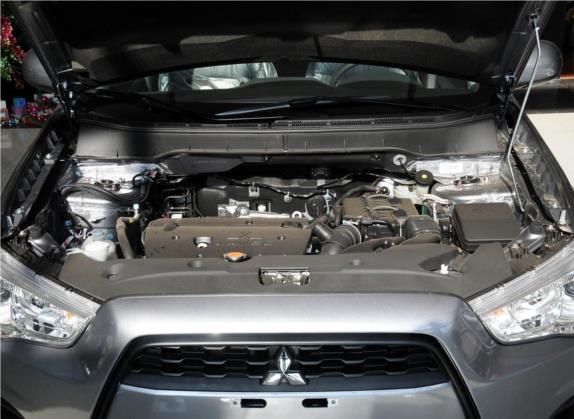 劲炫ASX 2013款 2.0L CVT两驱精英版 其他细节类   发动机舱
