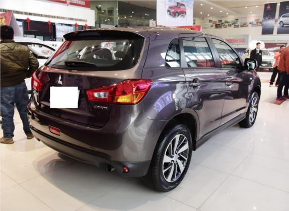 劲炫ASX 2016款 2.0L CVT两驱卓越版 外观   斜后
