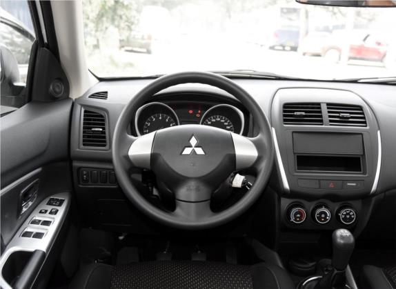 劲炫ASX 2018款 1.6L 手动两驱灵动版 中控类   驾驶位