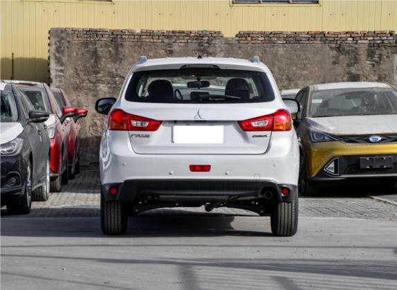 劲炫ASX 2018款 1.6L 手动两驱时尚版 外观   正后