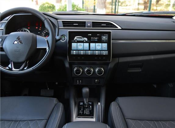 劲炫ASX 2020款 2.0L CVT智领版 中控类   中控台