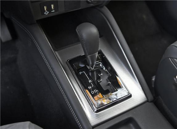劲炫ASX 2020款 2.0L CVT智领版 中控类   挡把