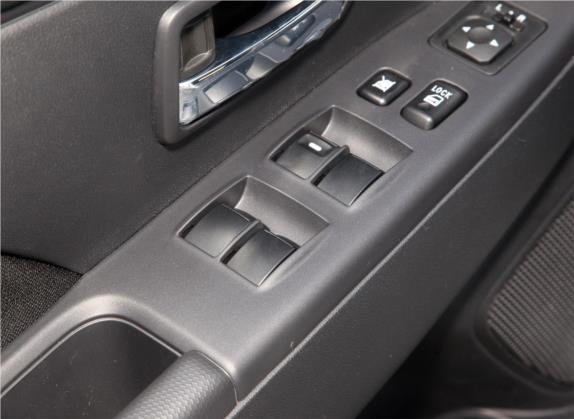 劲炫ASX 2020款 2.0L CVT活力版 车厢座椅   门窗控制