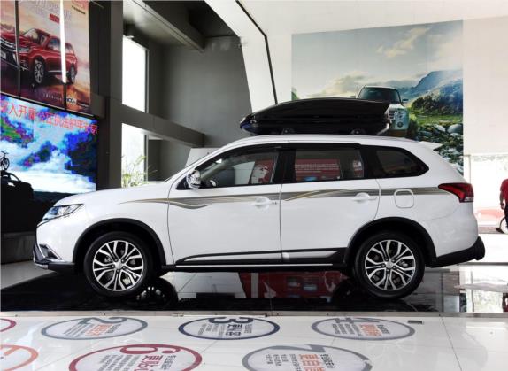 欧蓝德 2018款 2.0L 两驱嘉乐版 7座 外观   正侧