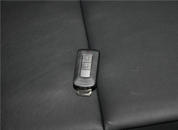 欧蓝德 2019款 2.0L 两驱畅享版 5座 国V 其他细节类   钥匙