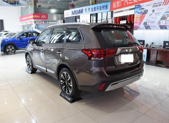欧蓝德 2019款 2.0L 两驱畅享版 7座 国V 外观   斜后