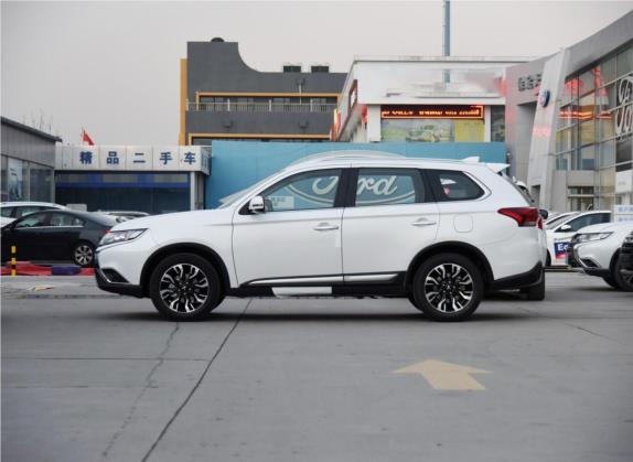 欧蓝德 2019款 2.4L 两驱致行版 5座 国V 外观   正侧