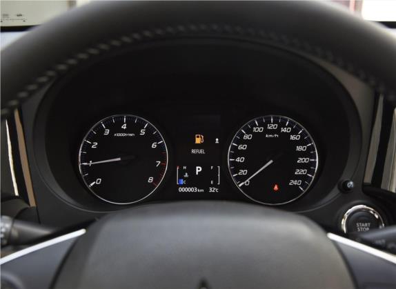 欧蓝德 2019款 2.0L 两驱畅享版 5座 国VI 中控类   仪表盘