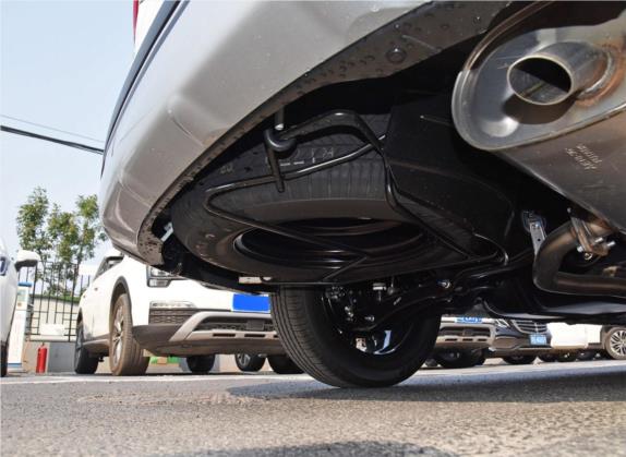 欧蓝德 2019款 2.0L 两驱畅享版 7座 国VI 其他细节类   备胎