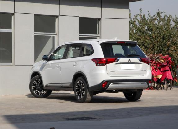 欧蓝德 2020款 2.0L 两驱畅行版 5座 外观   斜后