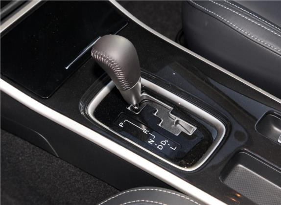 欧蓝德 2020款 2.0L 两驱畅享版 5座 中控类   挡把