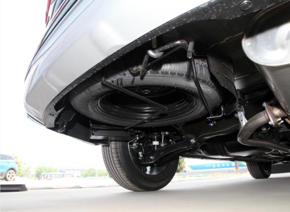 欧蓝德 2021款 2.0L 两驱畅享版 7座 其他细节类   备胎
