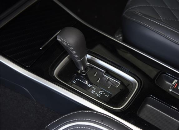 欧蓝德 2021款 2.0L 两驱畅享版 5座 中控类   挡把