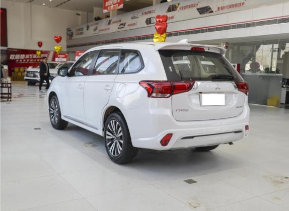 欧蓝德 2021款 改款 2.0L 两驱畅行版 5座 外观   斜后
